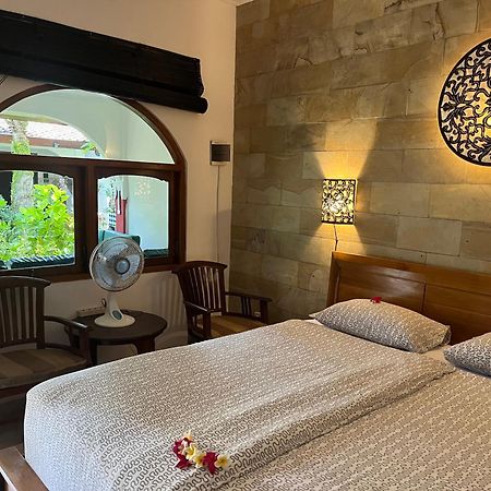 Catra Homestay Beach Apartments Candidasa Exterior foto