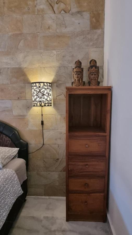 Catra Homestay Beach Apartments Candidasa Exterior foto